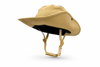 undercover hat (eind maart)